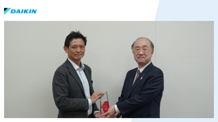 NexisLexis-2025-hand-over.jpg